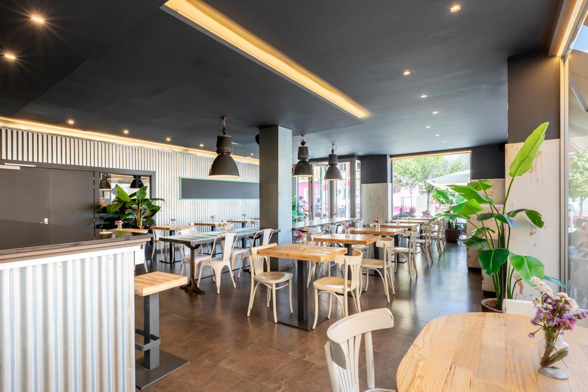 Suites Pamplona Plaza ภายนอก รูปภาพ